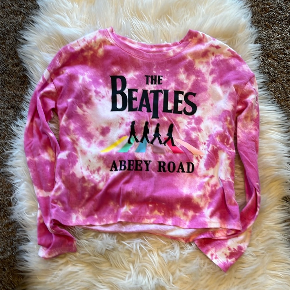 Beatles Abbey Road. New. Size Large